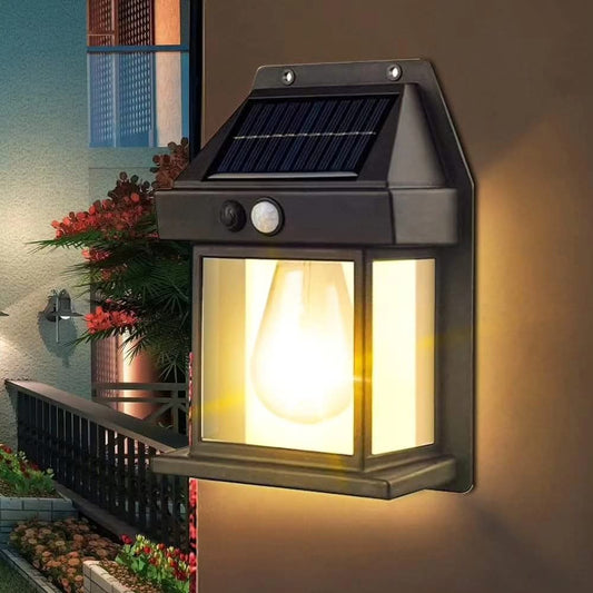 Solarna zidna lampa
